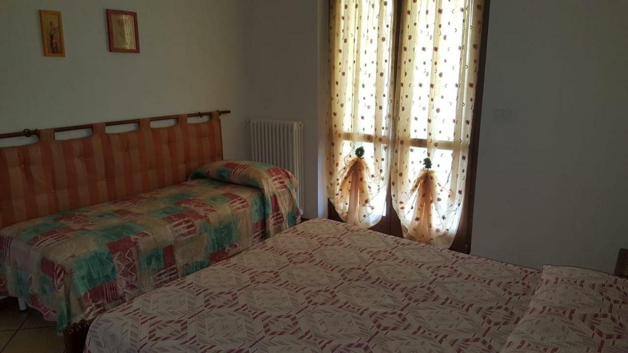 Ferienwohnung Casa Angela Colà Exterior foto